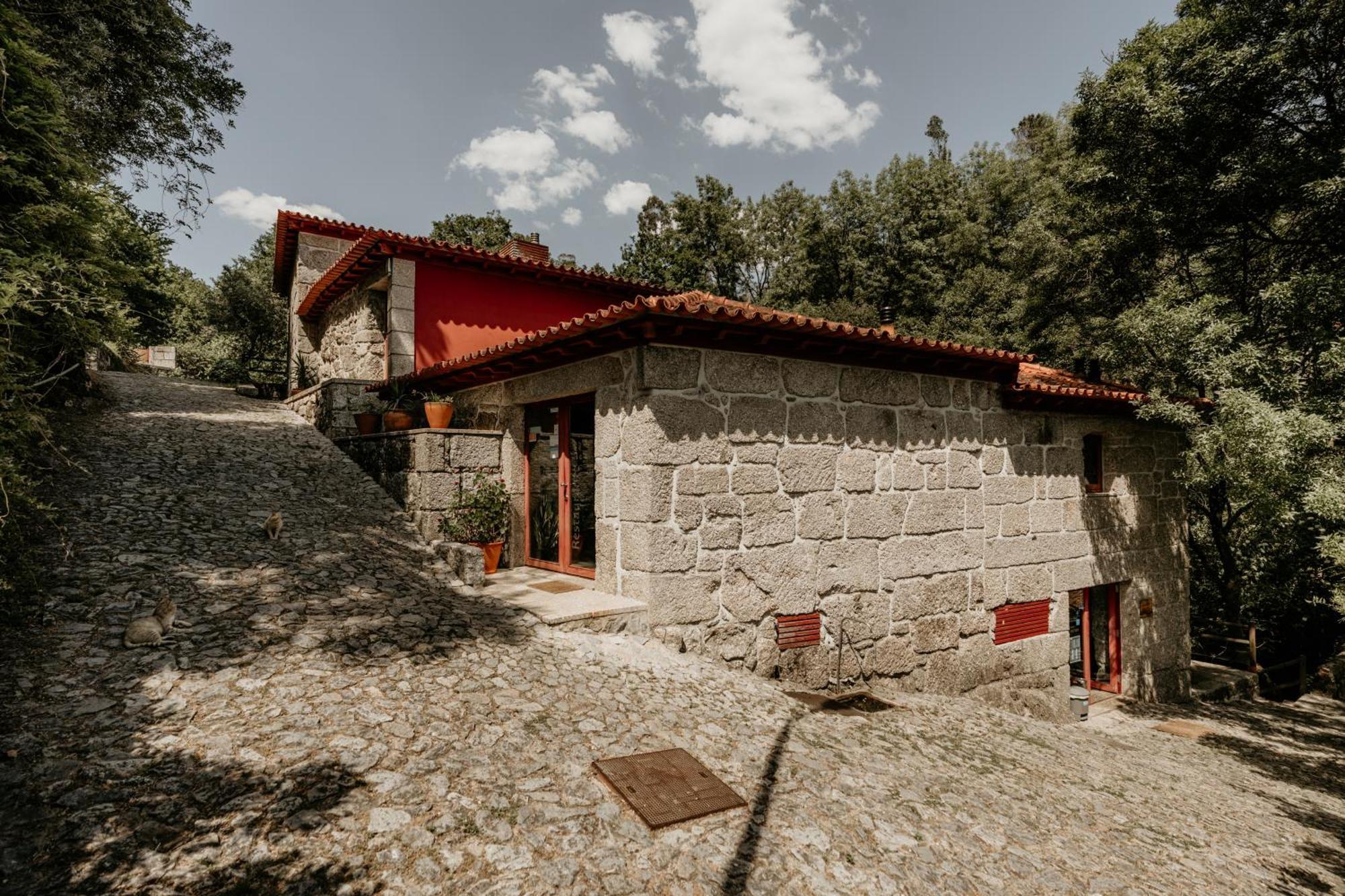 ファフェ Aldeia Do Pontidoヴィラ エクステリア 写真